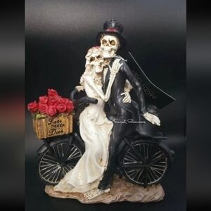 WHITE Wedding Love Never Dies Skeleton Bride Groom on Bike Valentines Figurine